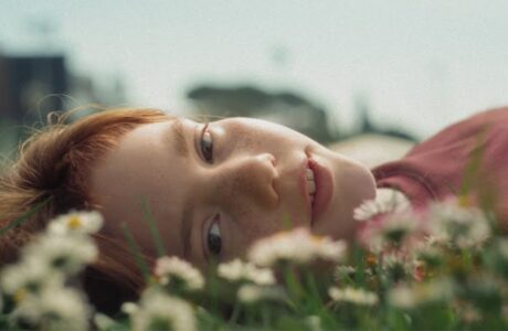 Pinterest lança nova campanha de marca que propõe um olhar mais saudável sobre a vida online