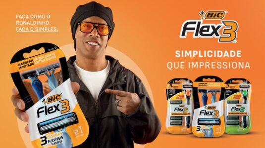 Ronaldinho Gaúcho é embaixador da BIC protagoniza ações da linha Flex 3