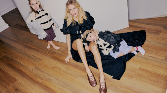 Schutz lança campanha de Dia das Mães com Isa Scherer e traduz o que é se destacar em diferentes áreas da vida