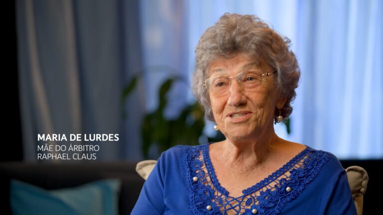 TIM escala mãe de juiz do Brasileirão para campanha de Dia das Mães