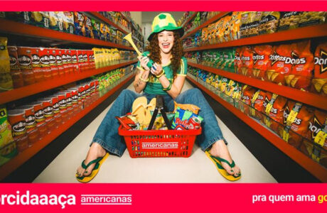 Americanas aposta em retail media e ativações físicas para o mundial de futebol com campanha “Torcidaaaça”