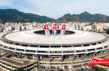 Budweiser transforma Maracanã em balde de cerveja gigante para celebrar o maior espetáculo do futebol da história