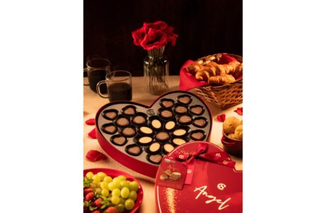 Cacau Show aposta em linha romântica para celebrar o amor