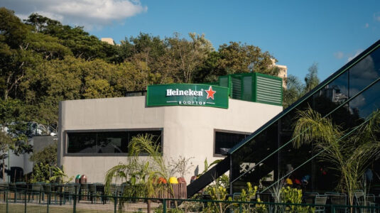 HEINEKEN House abre ao público e inaugura a primeira casa de experiências da companhia no país