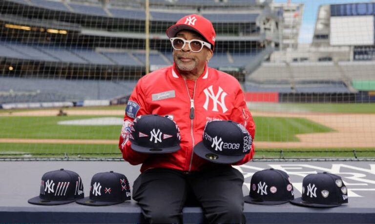 New Era celebra 59FIFTY Day com coleção exclusiva em parceria com Spike Lee e reedição do boné que mudou o jogo