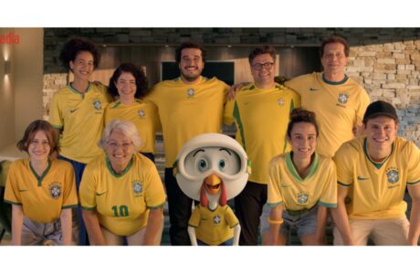 Sadia resgata trajetória da Seleção, celebrando os grandes momentos do futebol brasileiro