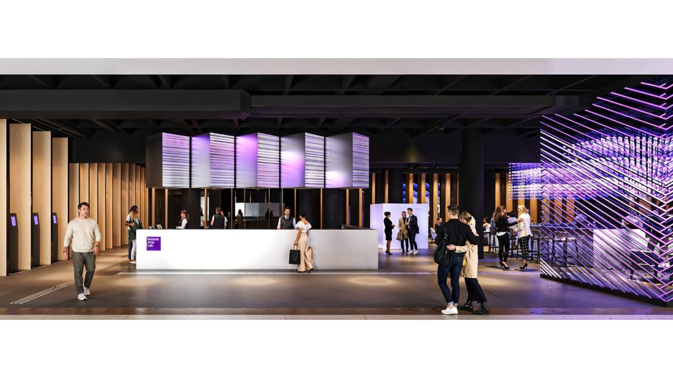 Nubank anuncia o Nubank Arte Lab, maior espaço permanente de arte imersiva no Brasil