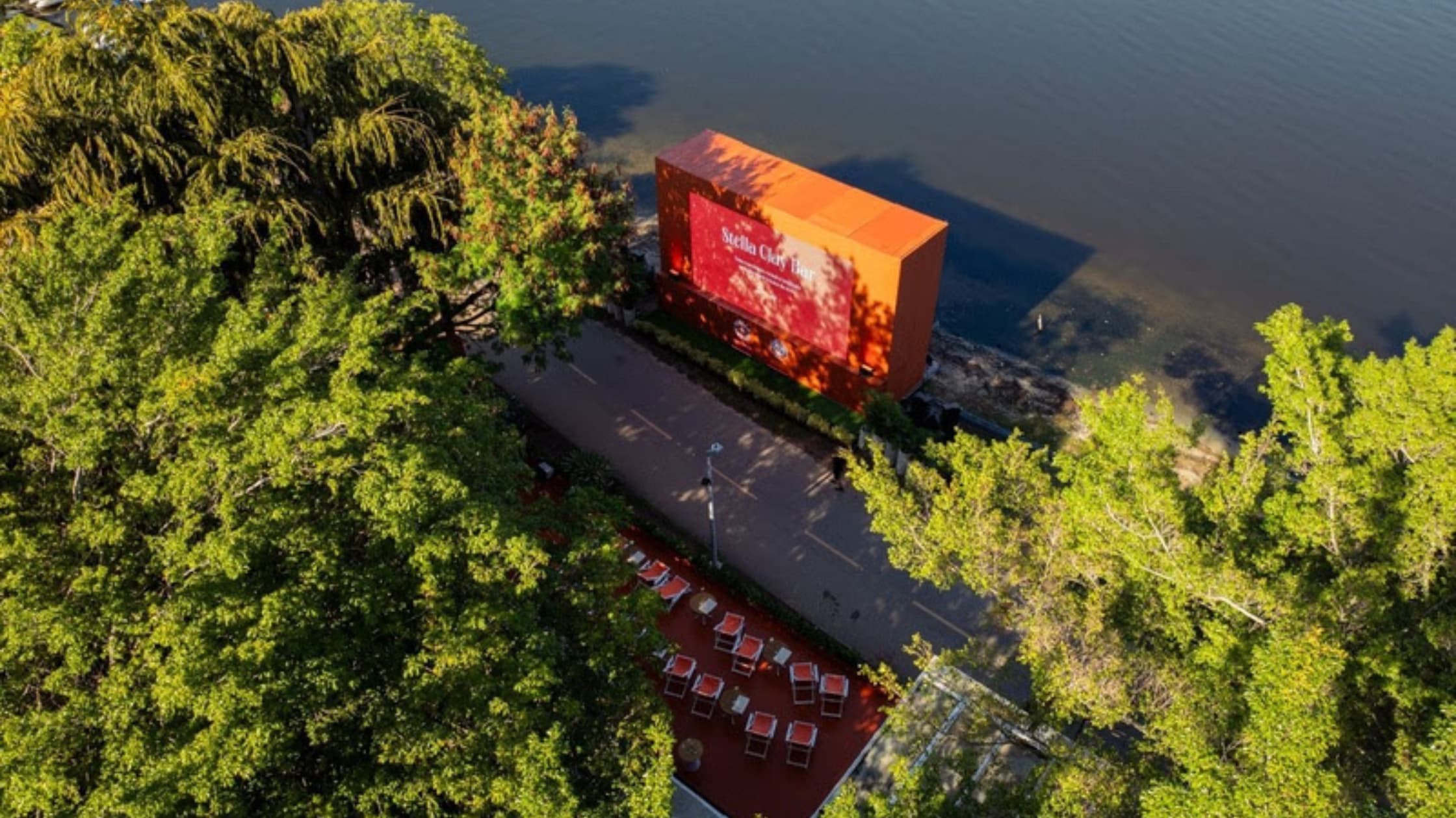 Stella Artois transforma Lagoa Rodrigo de Freitas em ponto de encontro de Roland-Garros